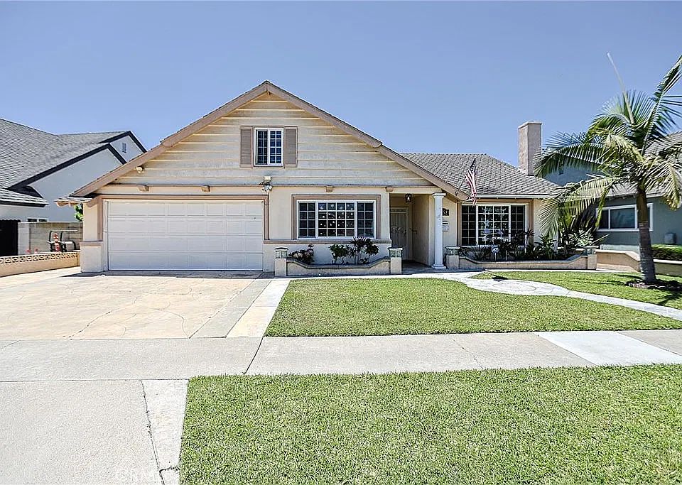1st image of 8952 Pebble Beach Cir