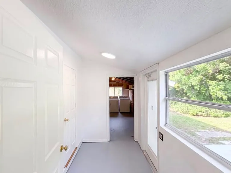 718 Dakota Ave #18-20 — Photo 4