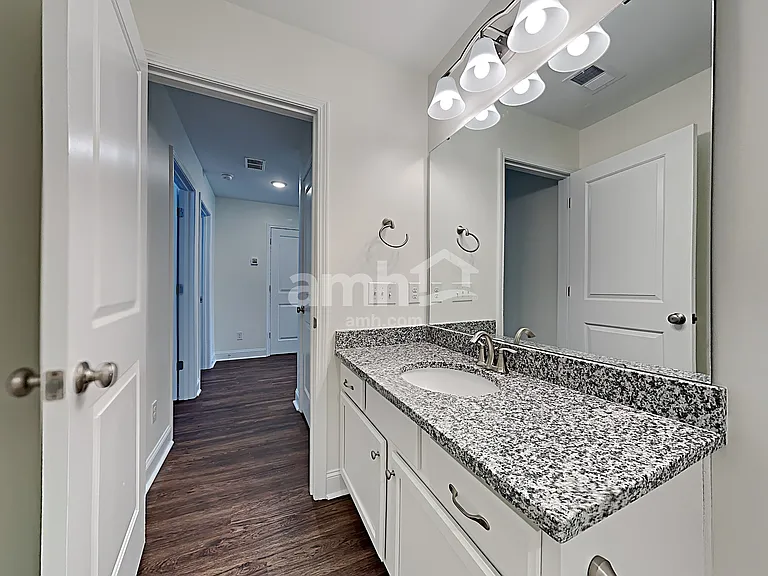 1842 Produce Ln — Photo 17