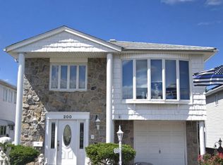 200 Malone Ave, Staten Island, NY 10306