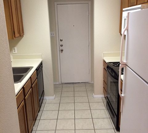 4th image of 4000 Southern Charm Ct
