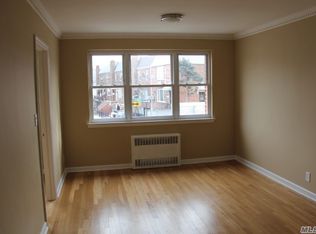 6178 56th St, Maspeth, NY 11378