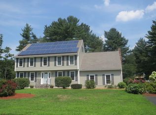 38 Cox Ln, Methuen, MA 01844