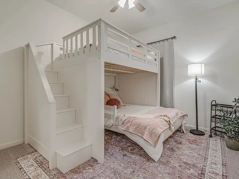 Bedroom #1