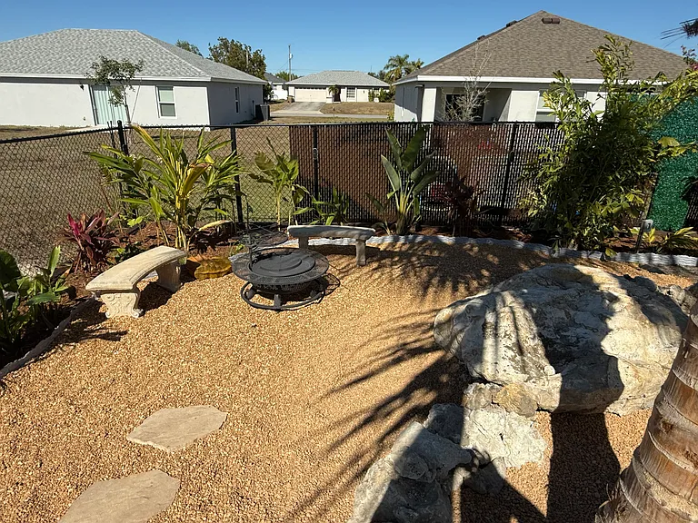 405 NW 4th St — Photo 28
