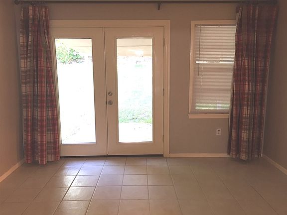 4th image of 108 Butler Dr