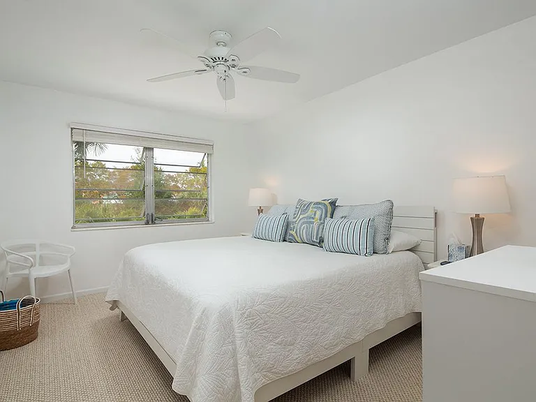 72 7th St S #309 — Photo 12