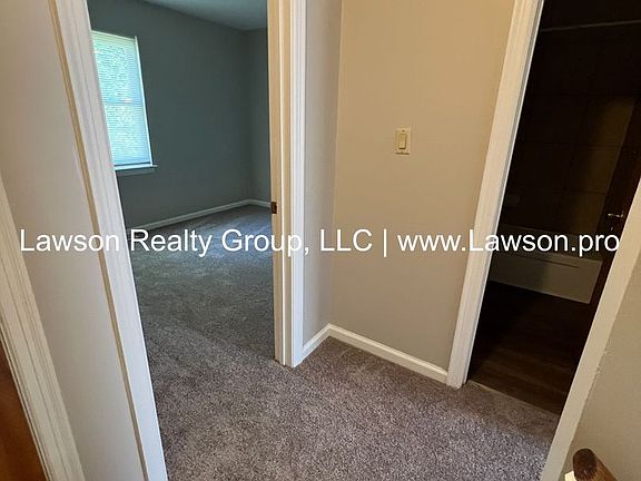 4th image of 821 Apperson Dr APT D