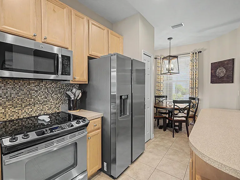 2145 Park Crescent Dr — Photo 5
