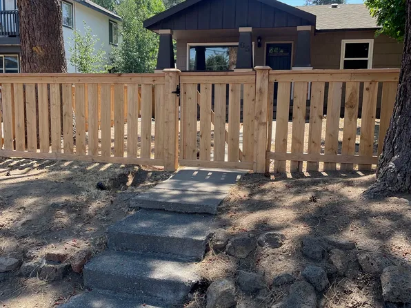 65 SW Roosevelt Ave #A, Bend, OR 97702