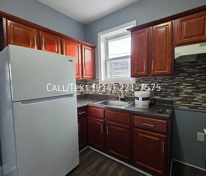 76 Chestnut St #1L — Photo 4