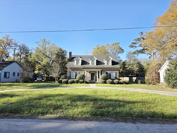4th image of 1107 Gilmore Ave