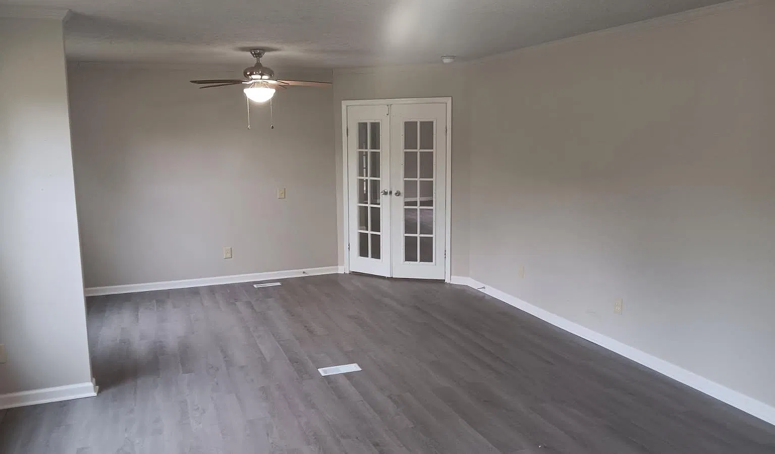 3 bed, 2140 sqft, $2,000 — Photo 3