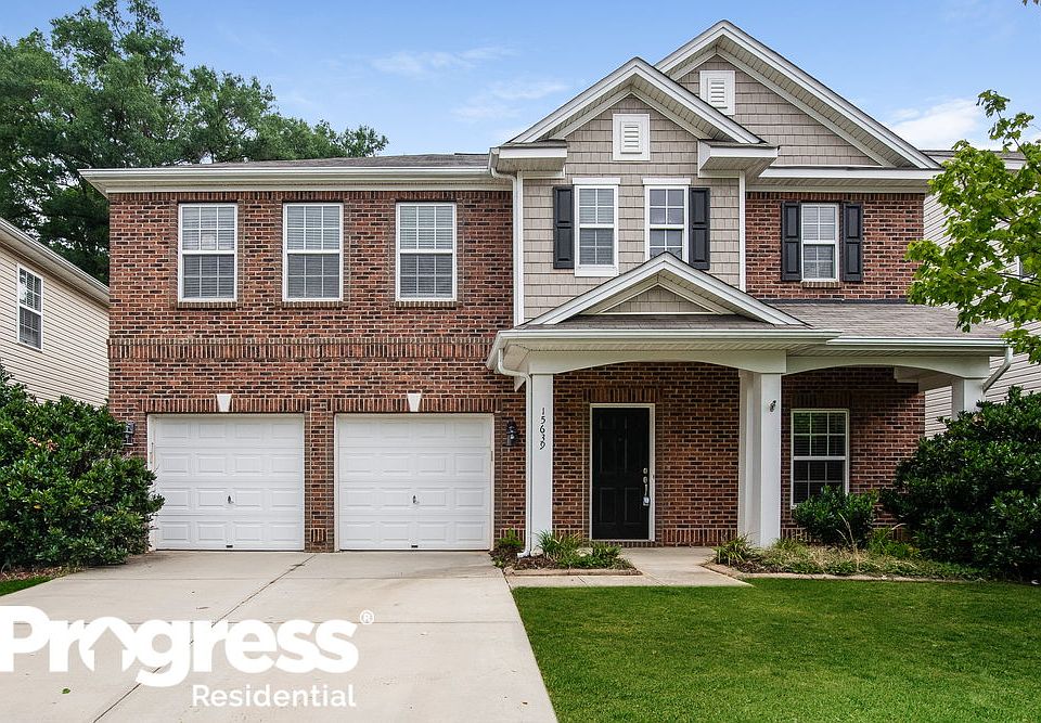 1st image of 15639 Normans Landing Dr