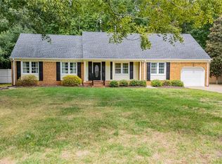 908 Englewood Dr, Chesapeake, VA 23320