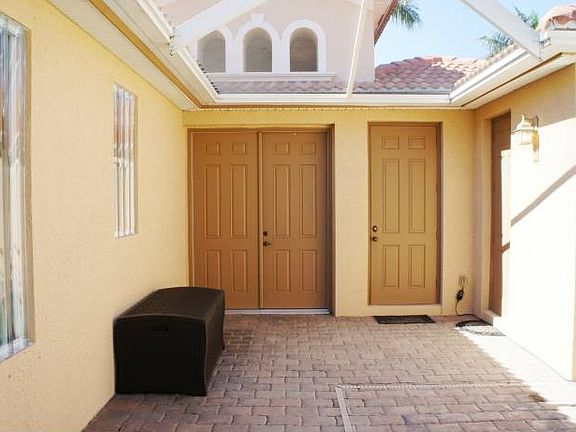 Courtyard Entry