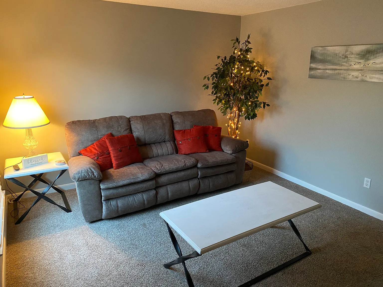 2 bed, 1.5 bath, 950 sqft, $1,250 — Photo 4