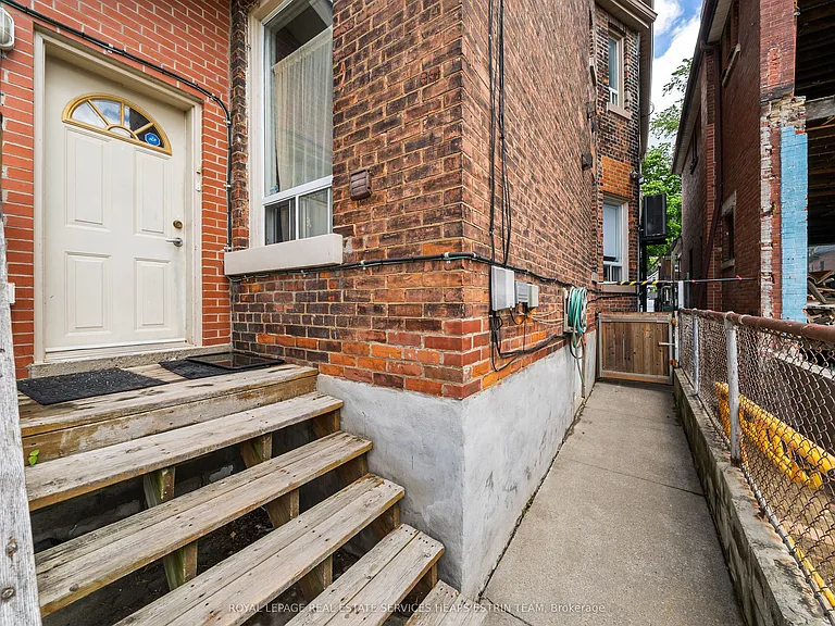 476 Euclid Ave #LOWER — Photo 21