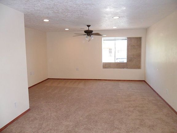4th image of 3923 San Isidro St NW