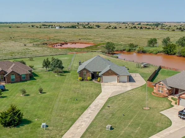 8508 Hudson Ln NE, Piedmont, OK 73078