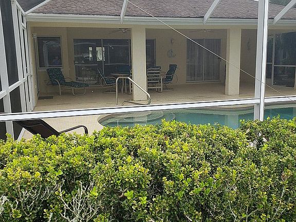 5th image of 3233 Crystal Lakes Ct