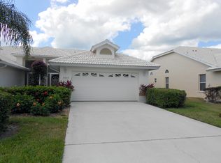 8022 Palomino Dr, Naples, FL 34113