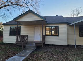 1913 Oregon St, Baytown, TX 77520