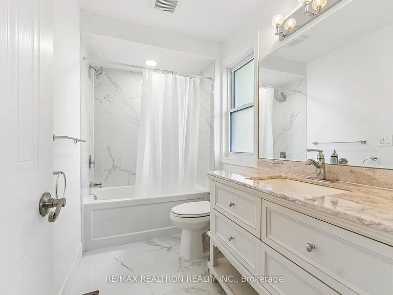409 Cobblehill Dr — Photo 22