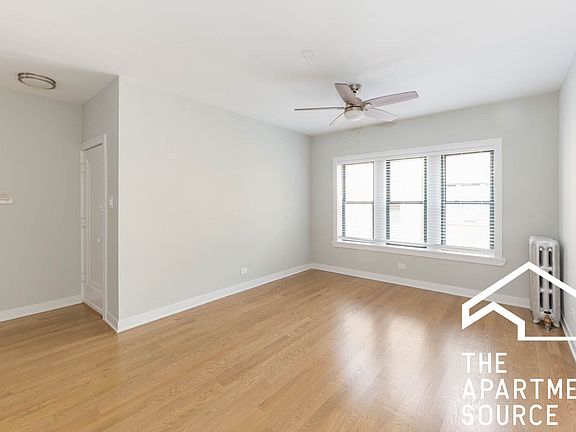 3rd image of 4837 N Wolcott Ave APT 3B