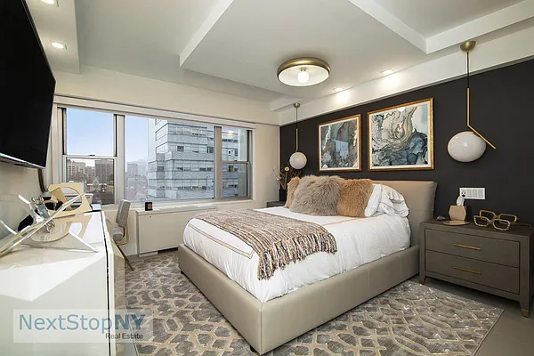 Sold by NextStopNY | media 1