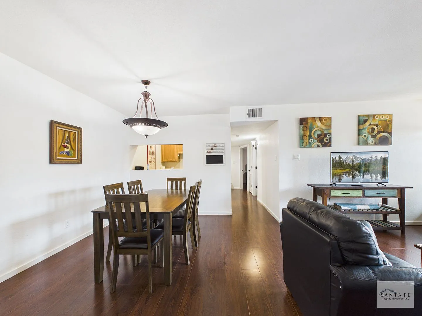 Fully Furnished Condo in the Desirable San Mateo Condos — Photo 2