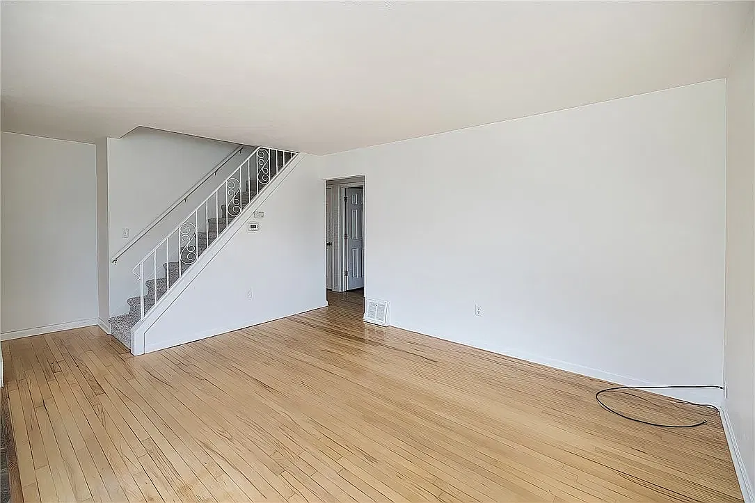 4 bed, 1120 sqft, $1,550 — Photo 4