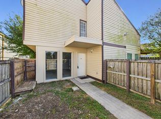201 Fox Run Ave #1, Lafayette, LA 70508