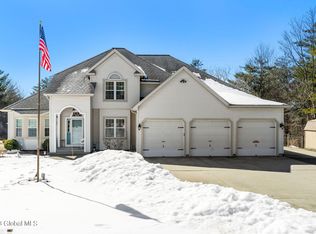 329 Palmer Rd, East Greenbush, NY 12061