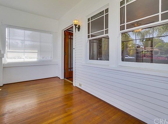 2nd image of 1285 Lincoln Ave