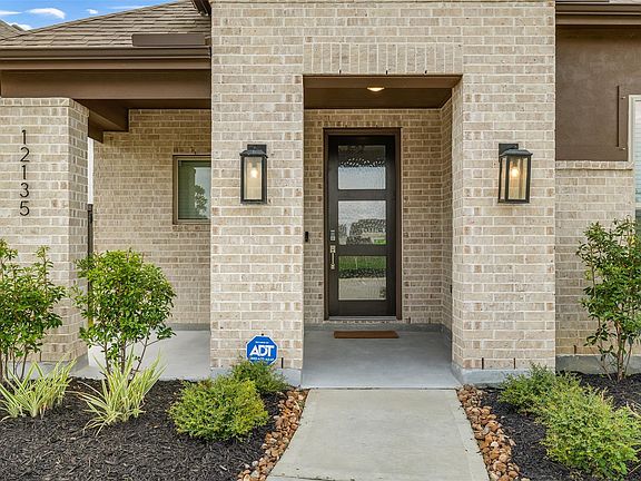 3rd image of 12135 Wild Bend Dr