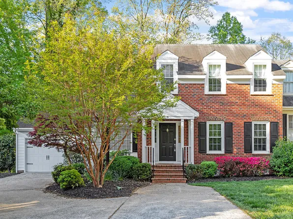 9 Lytham Ln, Durham, NC 27707