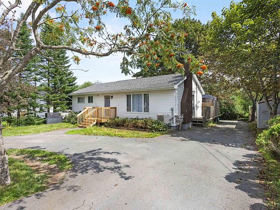 3rd image of 37 Beaver Bank Rd