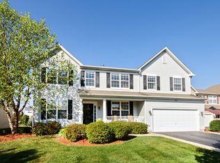 363 Gregory M Sears Dr, Gilberts, IL 60136