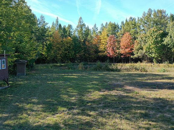 3rd image of E Eight Mile Rd