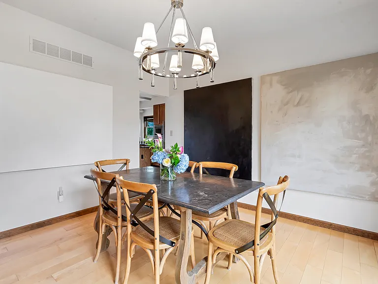 908 Burn Oak Dr — Photo 17