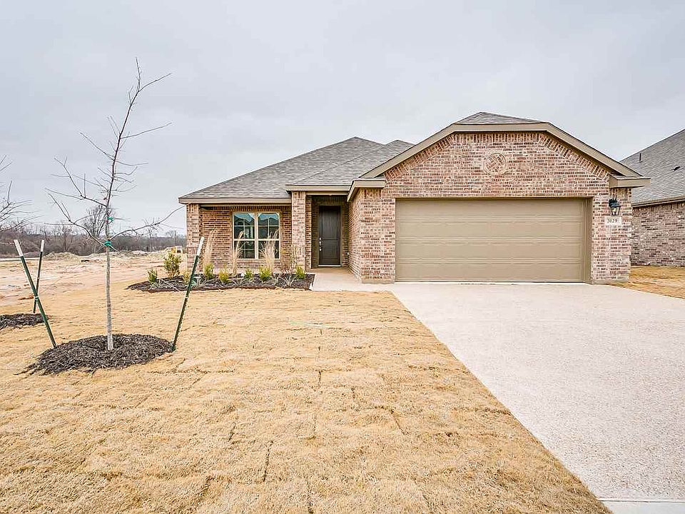 1st image of 3129 Paint Horse Dr