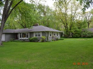 231 Maple Hill Rd, Hopkins, MN 55343