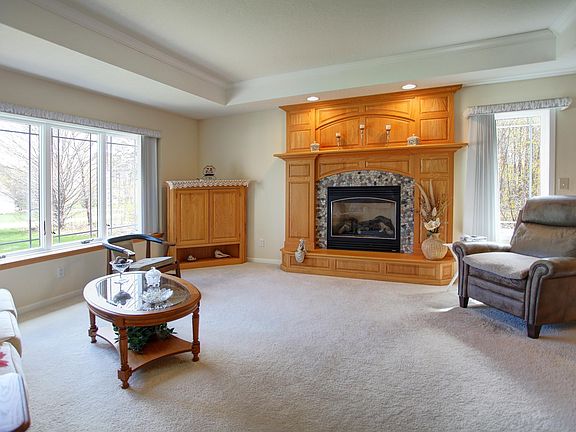 4th image of 1432 Nightingale Ln