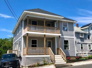 6 Rockland Cir UNIT 1, Hull, MA 02045