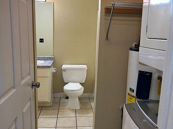 5th image of 1706 Powell St #206