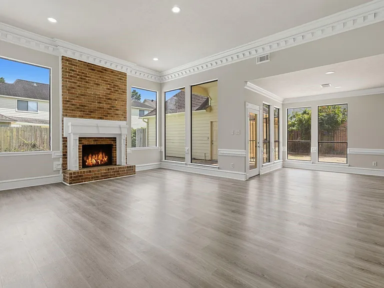7611 Naremore Dr — Photo 18