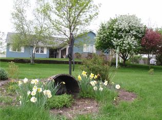3084 Brittany Cir, Cedar Rapids, IA 52411