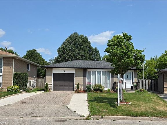 4th image of 1121 Valentine Dr