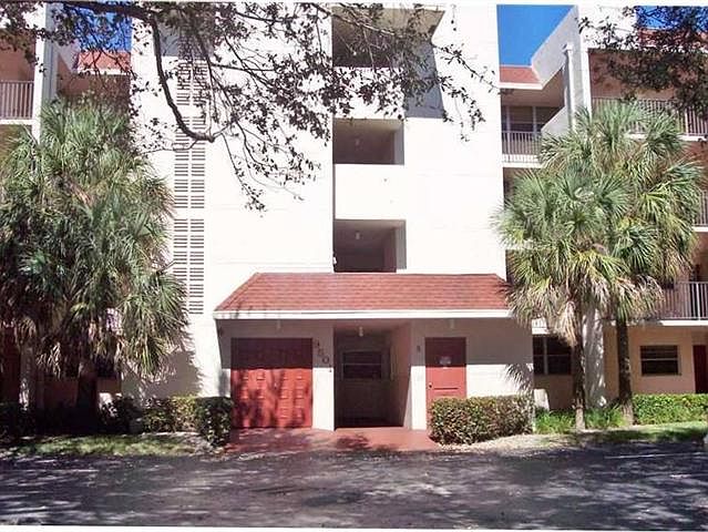 1st image of 9501 Seagrape Dr APT 306